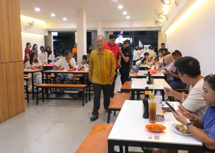 Warkop Koki Agam Hadir di Lampung,  Mie Bangladesh Super Pedas Siap Menggugah Selera