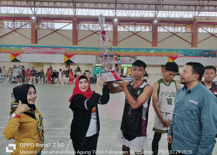 Bunda Dewi Berharap Tim Basket Tanggamus Raih Emas di ajang Porprov Mendatang