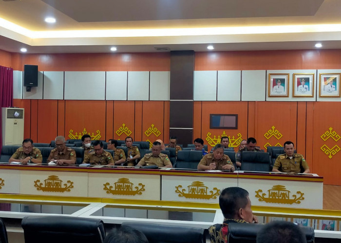 Pemkab Tanggamus Gelar Rapat Persiapan Sertijab Pj Bupati Tanggamus dengan Bupati Tanggamus