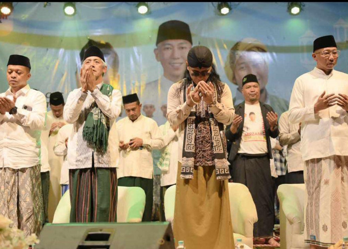 4 Bacalonkada Berebut Simpati Masyarakat di Acara Sholawat Pringsewu Bersama RMD 