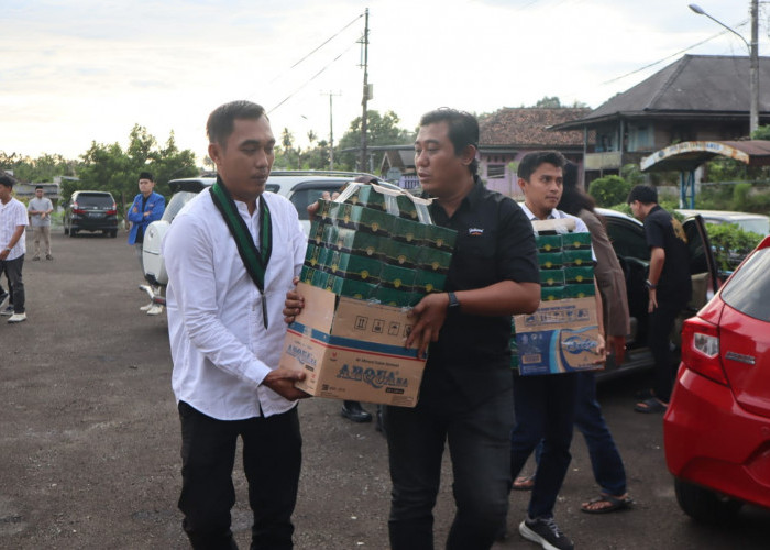Polres Tanggamus Berbagi Takjil dan Buka Puasa Bersama Mahasiswa