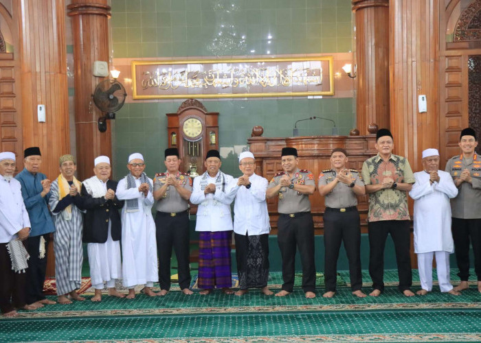 Salat Jumat di Al-Furqon, Kapolda Lampung Serukan Gerakan Bersama Jaga Kamtibmas