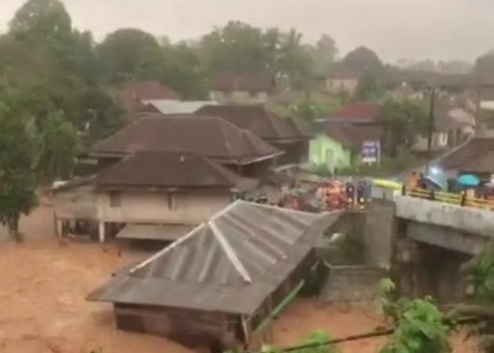 Enam Orang Hanyut Banjir Bandang di Kabupaten Oku Selatan