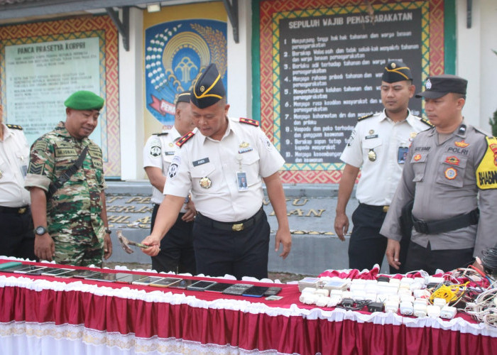Bersama TNI-Polri, Lapas Kotaagung Musnahkan Barang Sitaan Hasil Razia
