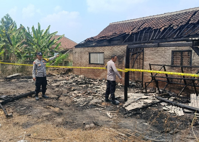 Bakar Sampah Ditinggal, Rumah Warga Margodadi Pringsewu Ludes Terbakar