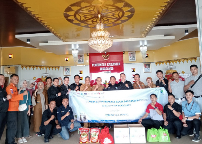 Forum CSR Lampung Serahkan Bantuan Untuk Korban Banjir