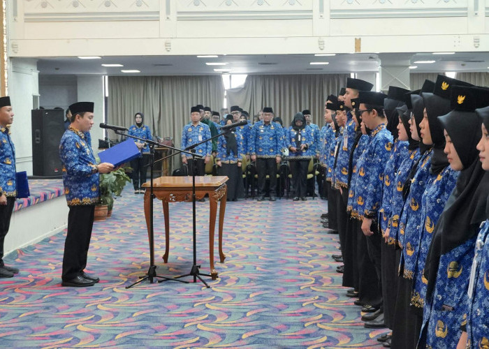 405 ASN Pemprov Lampung Dilantik, Sekda Marindo Tekankan Birokrasi Adaptif dan Berintegritas