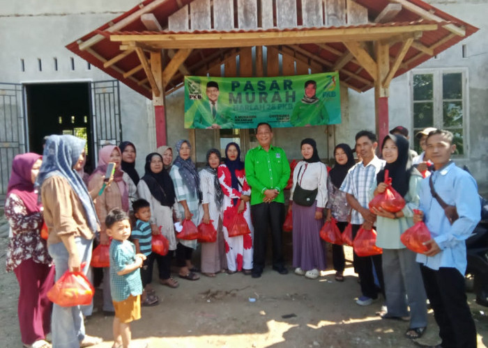 Pasar Murah PKB Bantu Warga Semaka, 200 Paket Sembako Disalurkan