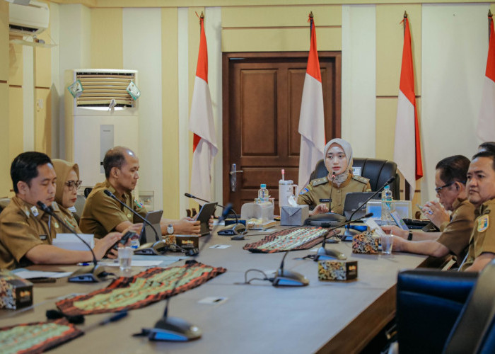 Wagub Jihan Pimpin Rapat Evaluasi Program Prioritas Desaku Maju 