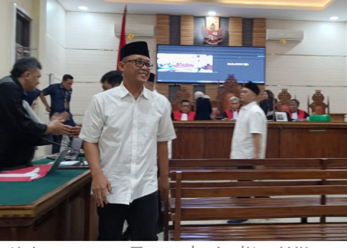Bupati Lamteng Non Aktif Ardito Wijaya Didakwa Terima Rp 7,8 Miliar