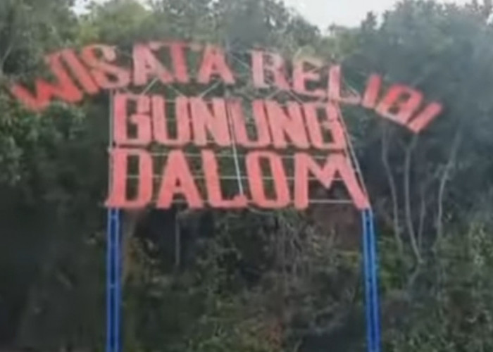Makam Syech Balaseribu Kerap  Dikunjungi Peziarah Dari Luar Daerah Lampung