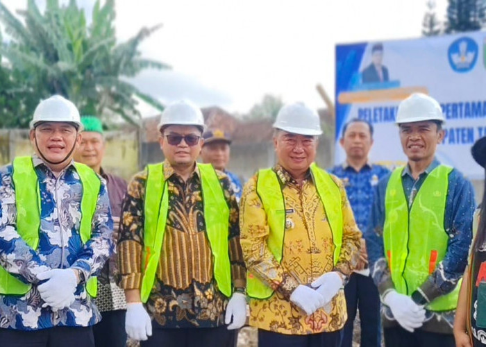 Bupati Tanggamus Letakkan Batu Pertama Revitalisasi SMP Xaverius Gisting