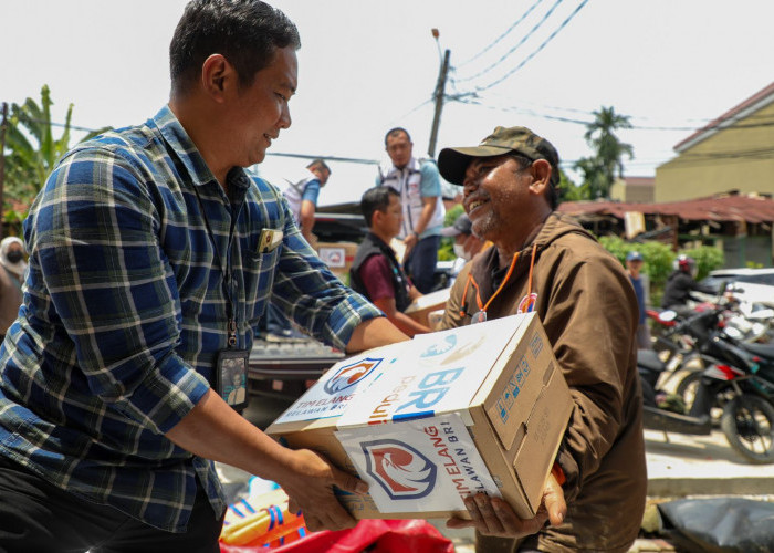 BRI Peduli Gerak Cepat Salurkan Bantuan Bagi Warga Terdampak Banjir Jabodetabek 