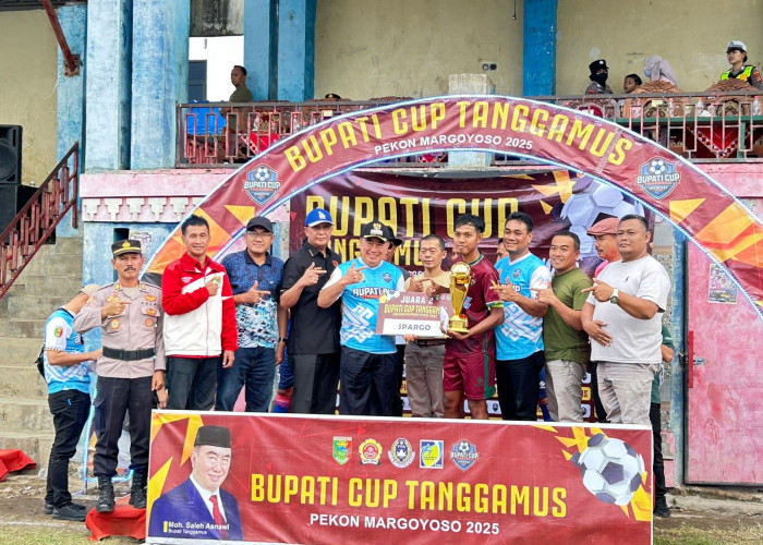 Turnamen Sepak Bola Bupati Tanggamus Cup 2025 Resmi Ditutup, Spargo Reborn Margoyoso Keluar Sebagai Juara