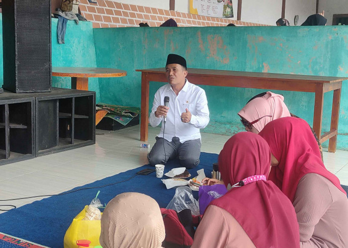 Hadir di Pengajian Ibu-ibu, Anggota DPRD Lampung Heni Susilo Sampaikan Penguatan UMKM