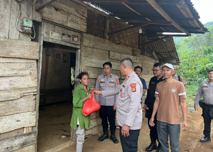Kapolsek Pulau Panggung Serap Aspirasi Warga Lewat Program Ngobarmas