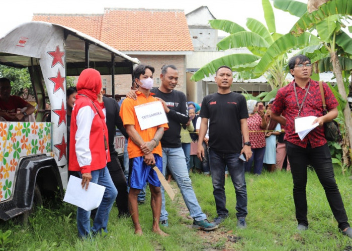 Rekontruksi Pembuhuhan Kakak Ipar di Pringsewu, Tersangka Peragakan 17 Adegan