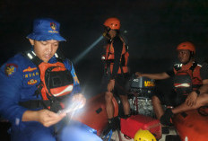 Remaja Tanggamus Hilang Terseret Ombak di Pantai Teba