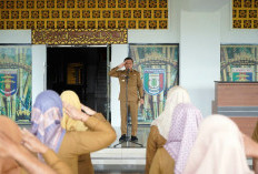 Pimpin Apel Sekretariat Daerah, Bupati Pringsewu, Riyanto Tekankan Disiplin Pegawai 