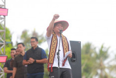 Di Hadapan Mentan Amran Bupati Riyanto Usulkan Bendungan dan Cetak Sawah Baru