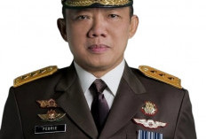 Mantan Jampidsus Febrie Adriansyah Tersangka, Polri Ungkap Dugaan Korupsi Bernilai Fantastis