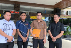 Jurnalis Lampung Yang Diancam Kadis PSDA Penuhi Panggilan Polisi, Serahkan Bukti Elektronik 