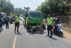 Nyalip di Tikungan, Pemotor Asal Tanggamus Tewas Tabrak Truk Pasir di Jalinbar Pringsewu