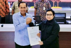 Ami Amalia Fatma Surya ditunjuk sebagai Plt Bupati Cilacap setelah OTT KPK