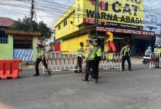 Cegah Kemacetan, Satlantas Polres Pringsewu Pasang Barrier di Titik Rawan