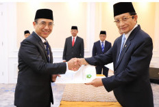 Menag Serahkan SK Presiden untuk Pengurus Baznas 2026–2031