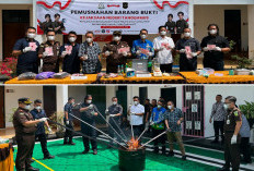 Kejari Tanggamus Musnahkan Barang Bukti 48 Perkara Pidana, Kasus Narkotika Mendominasi