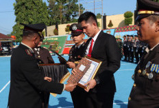 Hari Bhayangkara ke-80, Kapolres Tanggamus Beri Penghargaan kepada 27 Personel dan 6 Warga