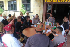 Kapolres Tanggamus Terima Aspirasi Tiga Marga Adat, Dorong Penyelesaian Konflik Secara Musyawarah