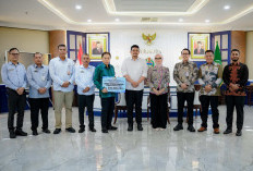 Wagub Lampung Salurkan Bantuan Rp500 Juta untuk Korban Bencana Tapsel,Disaksikan Gubernur Sumut