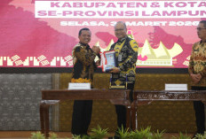 Bupati Pringsewu Serahkan LKPD 2025 ke BPK, Target Pertahankan Opini WTP