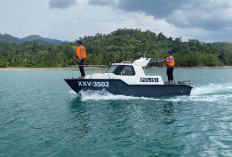 Satpolairud Polres Tanggamus Ikut Dalam Misi Pencarian Korban Hilang Kebakaran KM Maulana 3.0