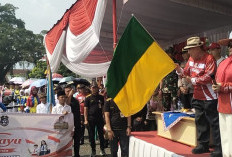 Bupati Saleh Asnawi Lepas Karnaval Budaya, Warga Kotaagung Tumpah Ruah