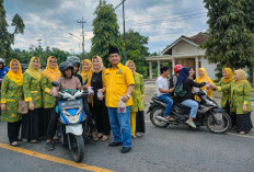 Ramadan Penuh Berkah, Partai Golkar Tanggamus Turun ke Jalan Bagikan Takjil