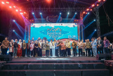 Gubernur Mirza Buka Festival Krakatau XXXV, Dorong Pariwisata Berdampak ke Ekonomi Warga