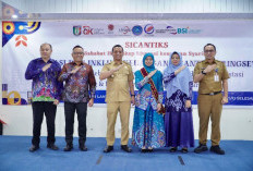 Bupati Pringsewu Buka Sosialisasi Literasi Keuangan Sicantiks, Dorong Perempuan Melek Investasi Aman