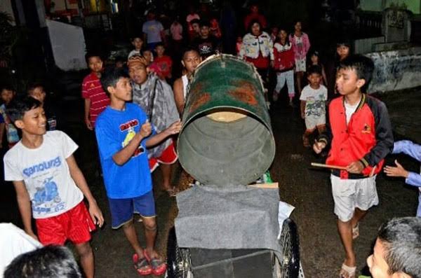 Masih Ada Kelompok Pemuda Bangunkan Sahur