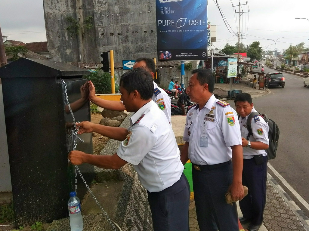 Dishub Perbaiki Traffic Light di Persimpangan Jalan Ir. H. Juanda Kotaagung