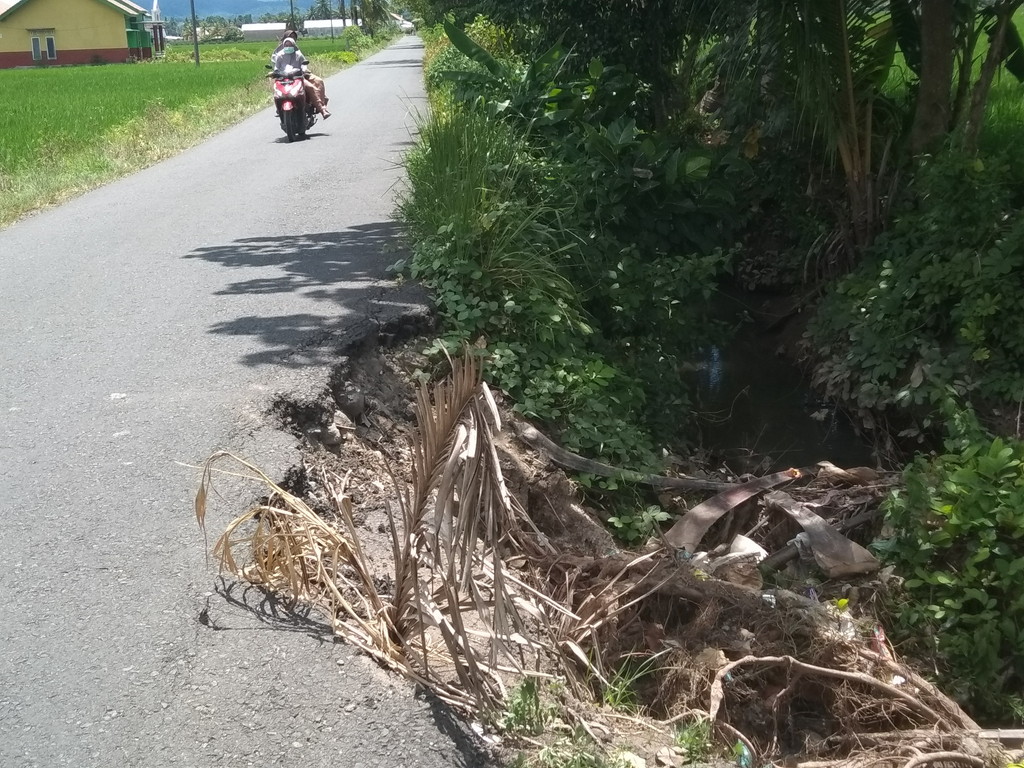 Hati-Hati, Jalan Lintas Banjarsari-Banjarnegara Amblas !