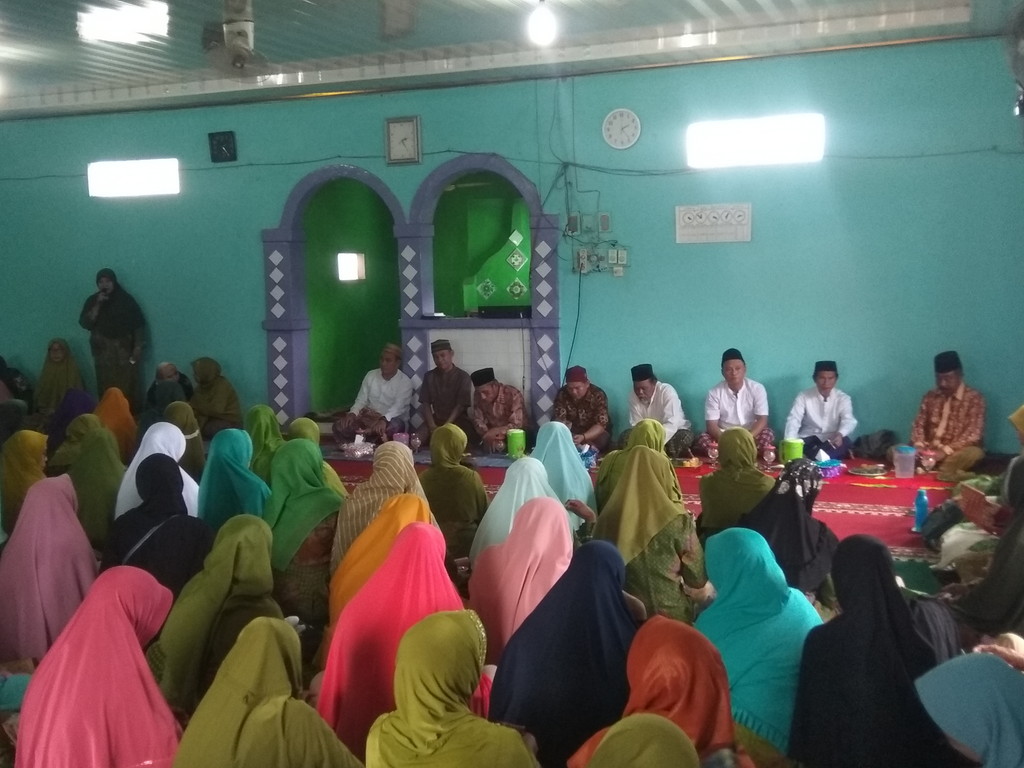 Pengajian Kliwonan di Pekon Kejadian Diikuti Ribuan Muslimat dan Fatayat NU