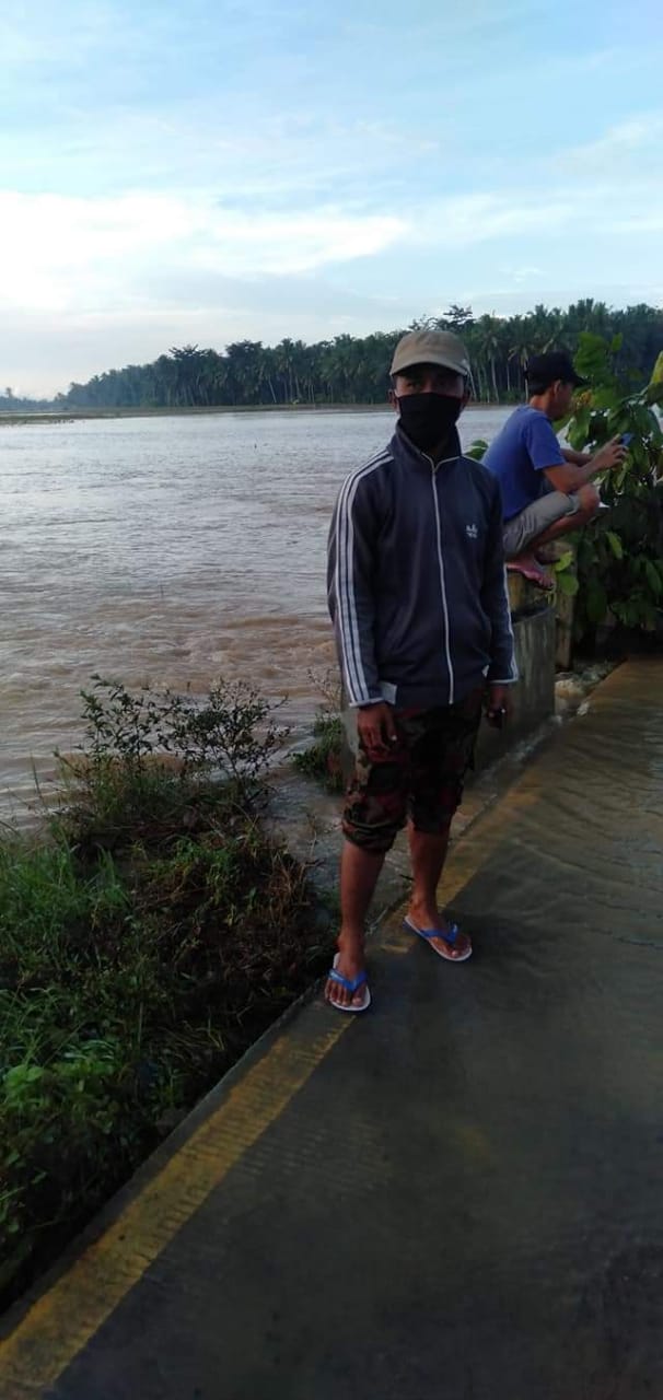 Diterjang Banjir Rob, Petambak Bandeng Merugi