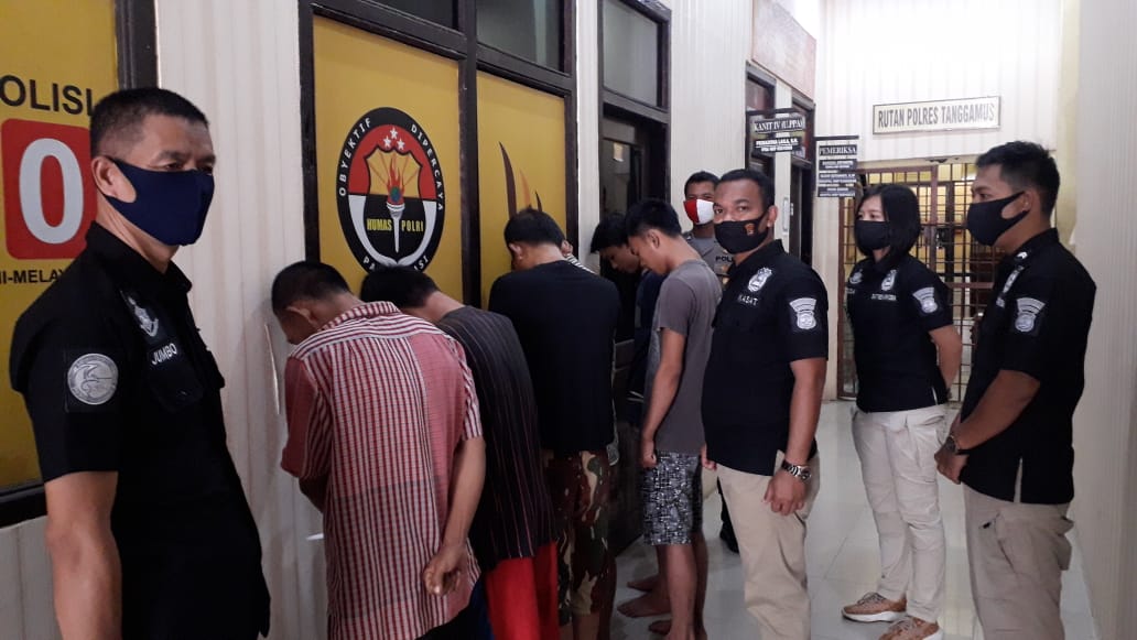 Tim Cobra Bekuk Pengedar dan Pemakai Sabu