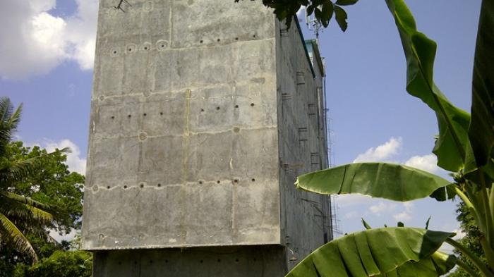 Warga Keluhkan Keberadaan Gedung Walet