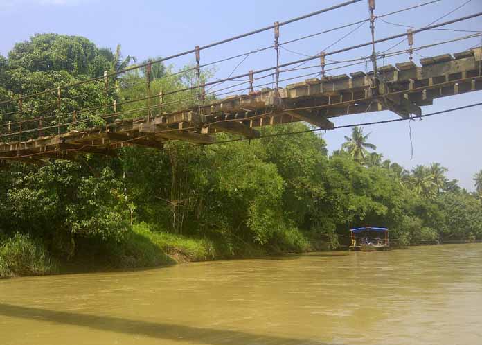 Pembangunan Jembatan Banjarnegara Gunakan Rangka Baja