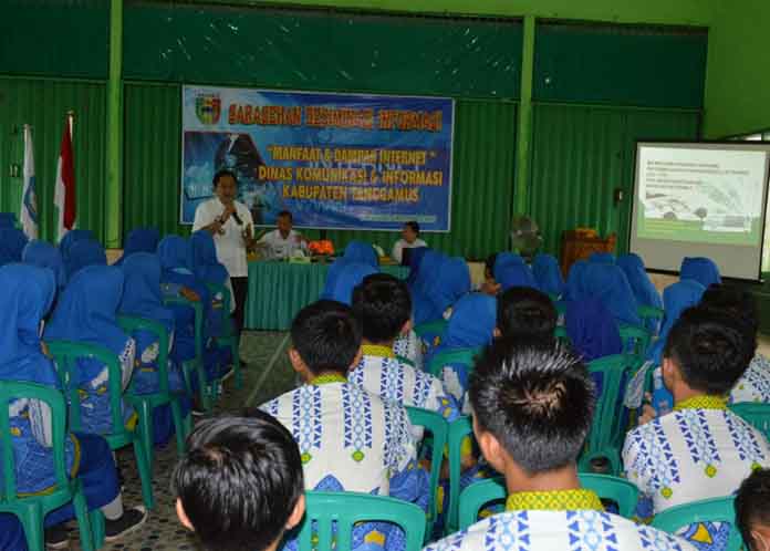 Belum Sanitary Renville, Tanggamus Berat Raih Adipura