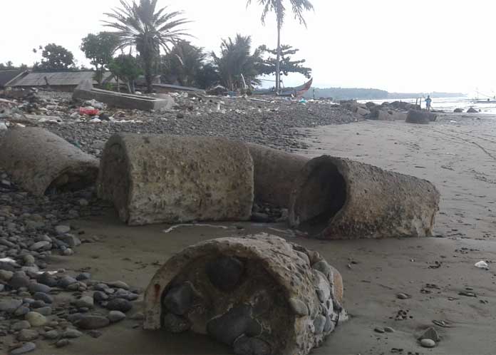 Breakwater Rusak, Pemukiman Warga Terancam